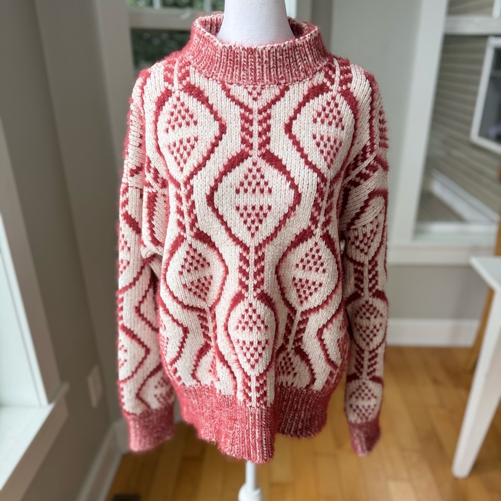 POL White Burgundy Mockneck Sweater Size Large
